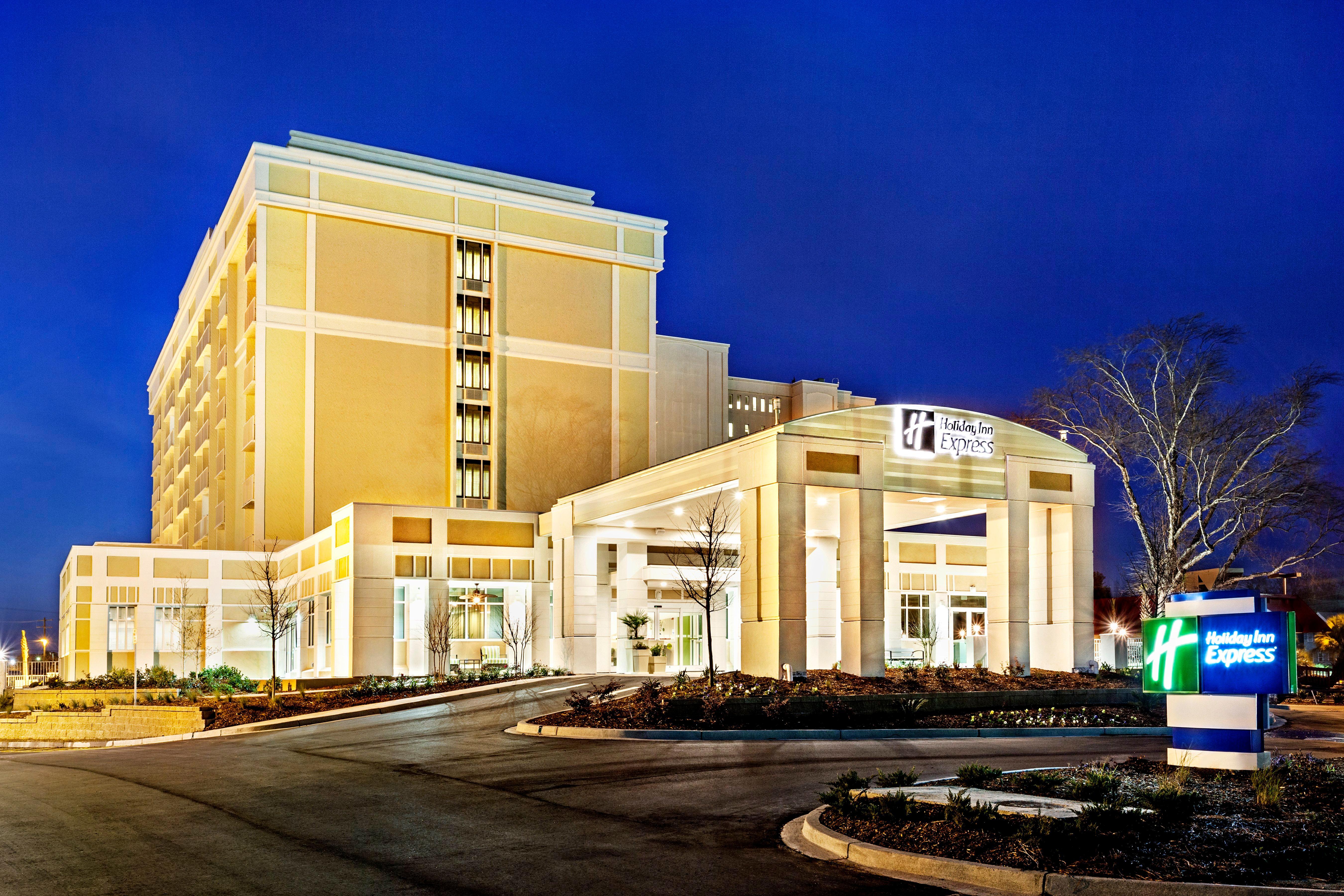 Holiday Inn Express & Suites Charleston Dwtn -Westedge By Ihg Экстерьер фото