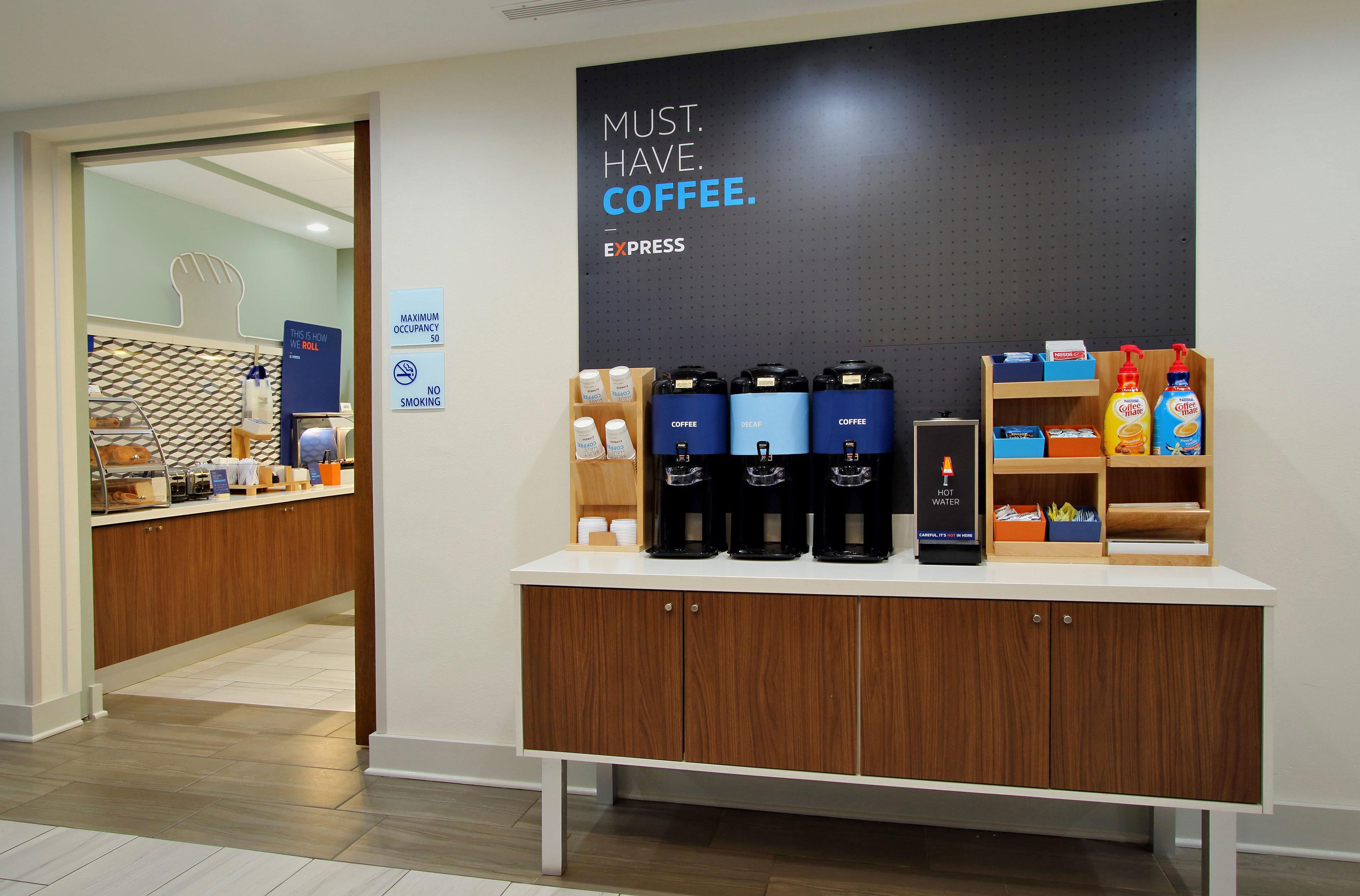 Holiday Inn Express & Suites Charleston Dwtn -Westedge By Ihg Экстерьер фото