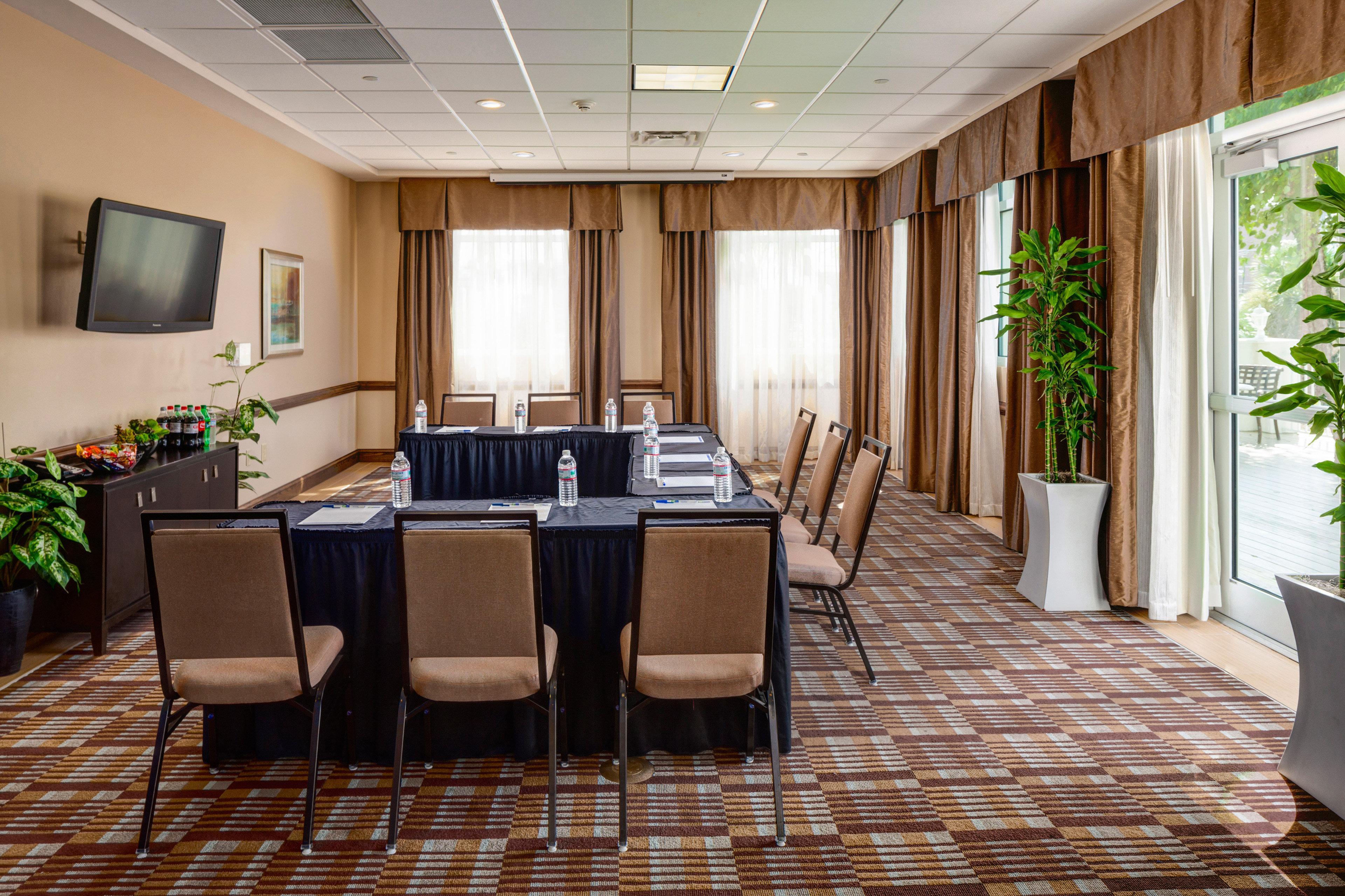 Holiday Inn Express & Suites Charleston Dwtn -Westedge By Ihg Экстерьер фото