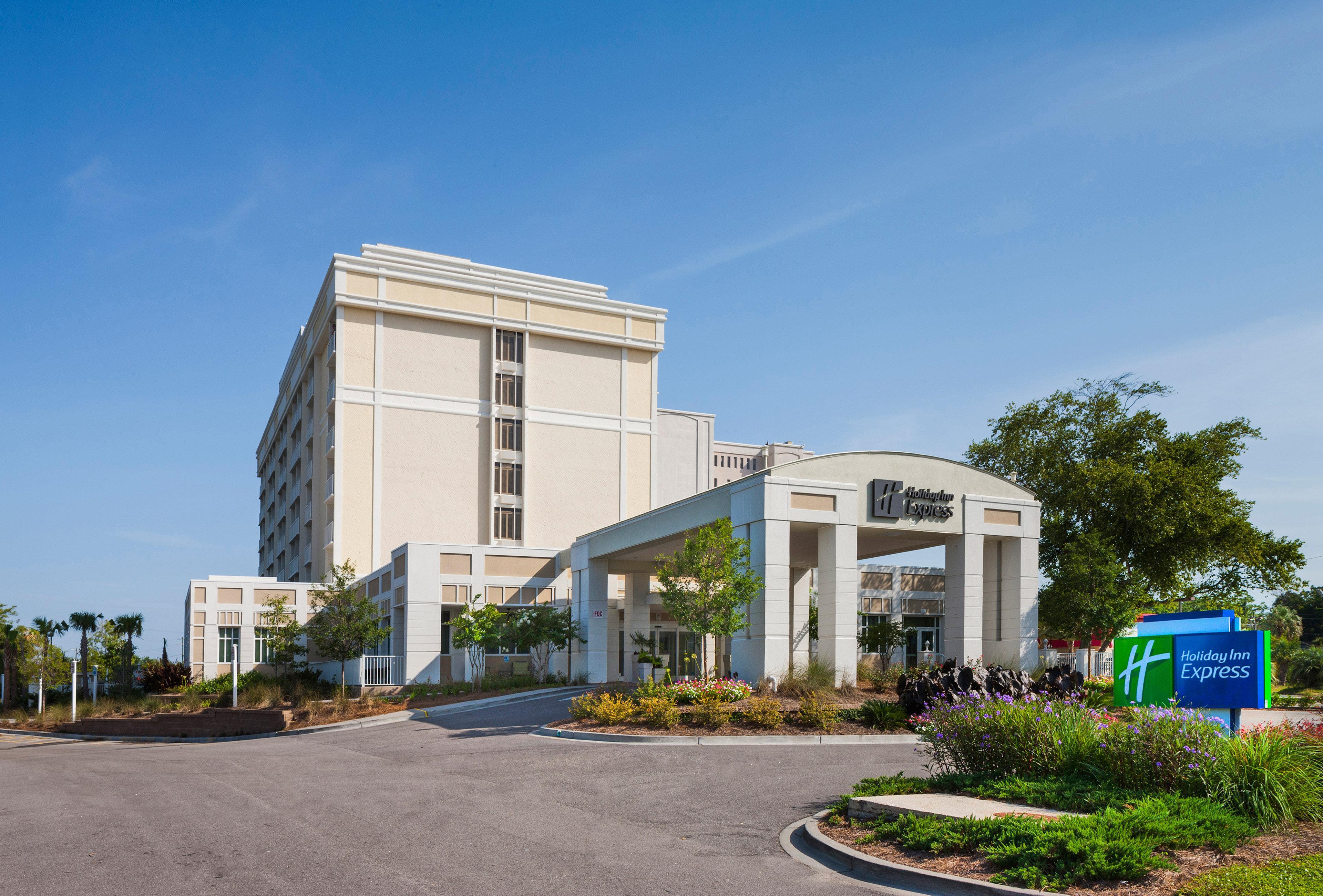Holiday Inn Express & Suites Charleston Dwtn -Westedge By Ihg Экстерьер фото